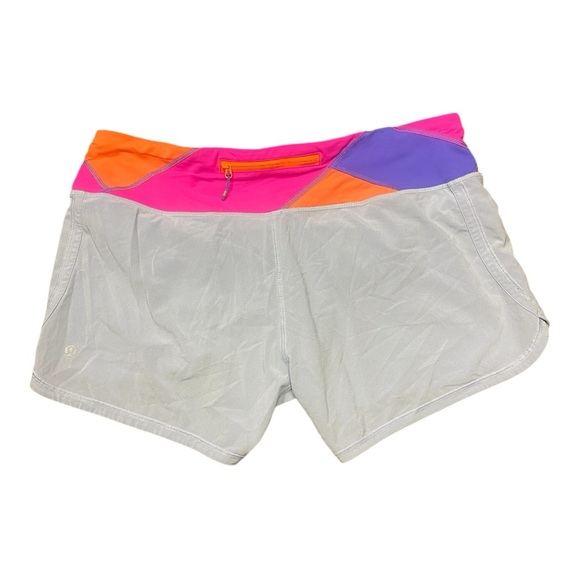 Lululemon Speed Up Low-Rise Lined Shorts - Picture 3 of 5